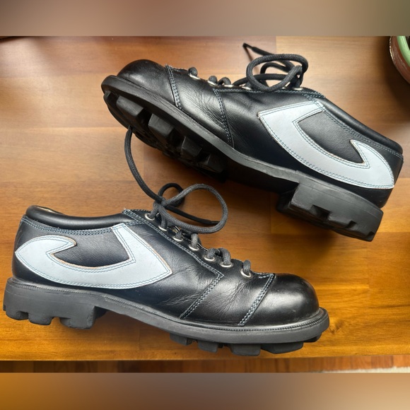 Fluevog EXCELLENT Angels Ivan vintage lace-up trainer black & light blue -W7/7.5 - Picture 9 of 16